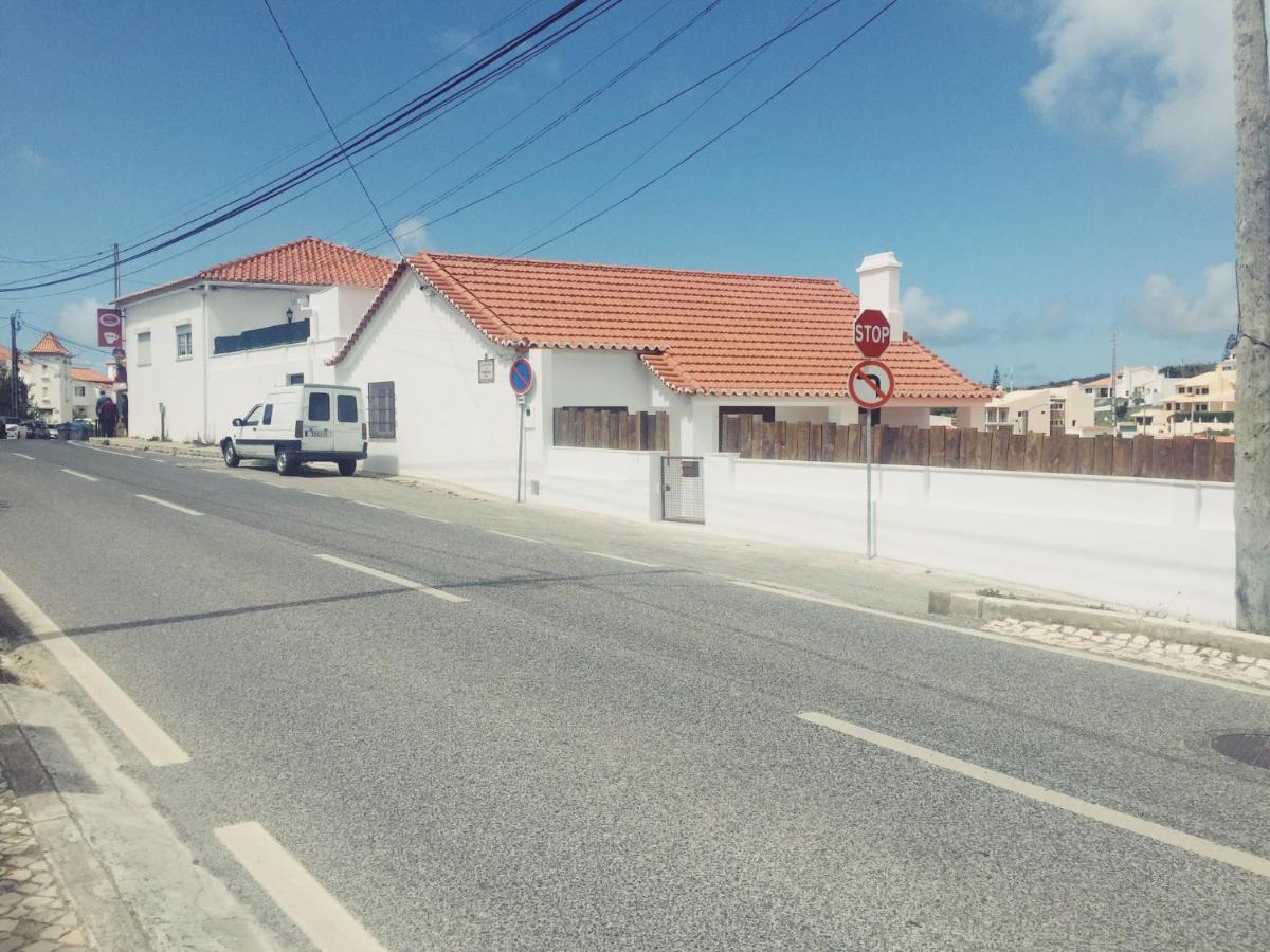 Azenhas Do Mar Roadside House Villa โกลาเรส ภายนอก รูปภาพ