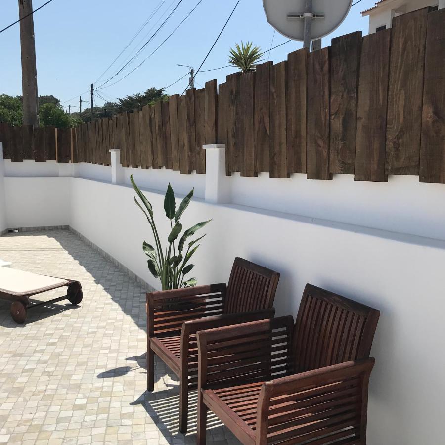 Azenhas Do Mar Roadside House Villa โกลาเรส ภายนอก รูปภาพ