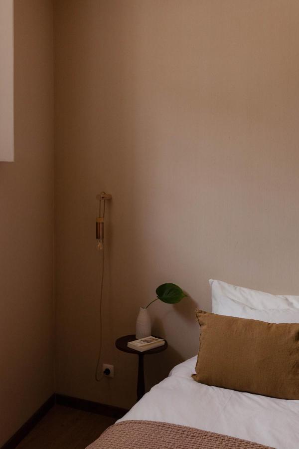 Azenhas Do Mar Roadside House Villa โกลาเรส ภายนอก รูปภาพ