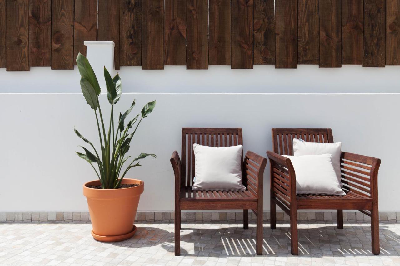 Azenhas Do Mar Roadside House Villa โกลาเรส ภายนอก รูปภาพ
