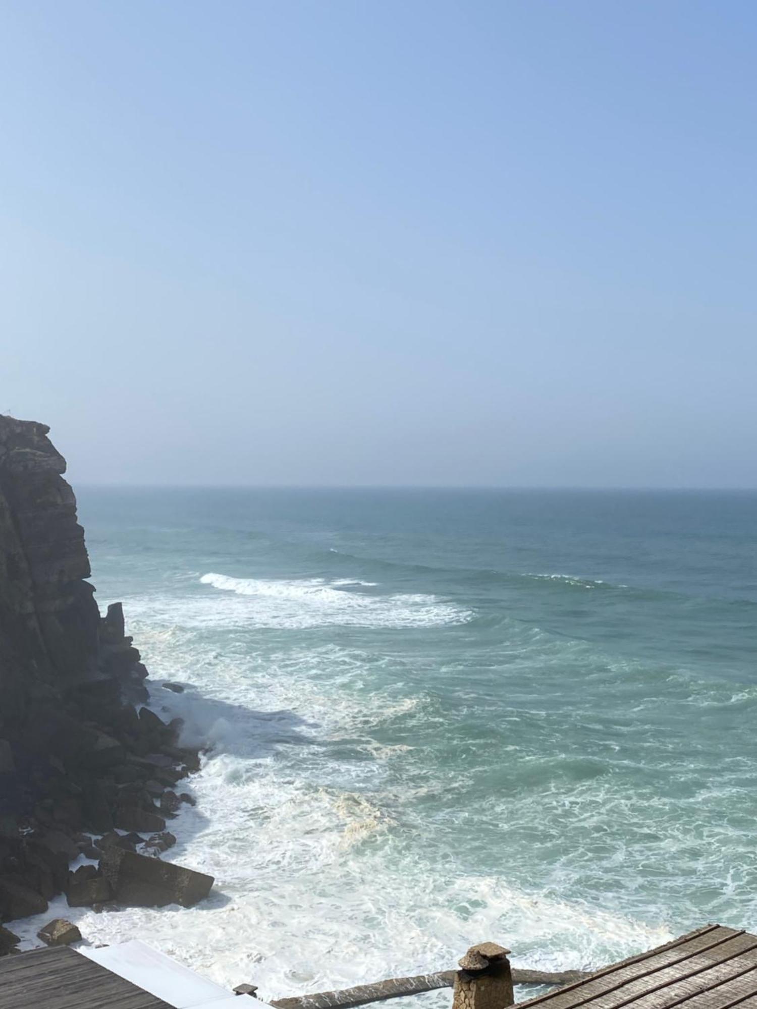 Azenhas Do Mar Roadside House Villa โกลาเรส ภายนอก รูปภาพ