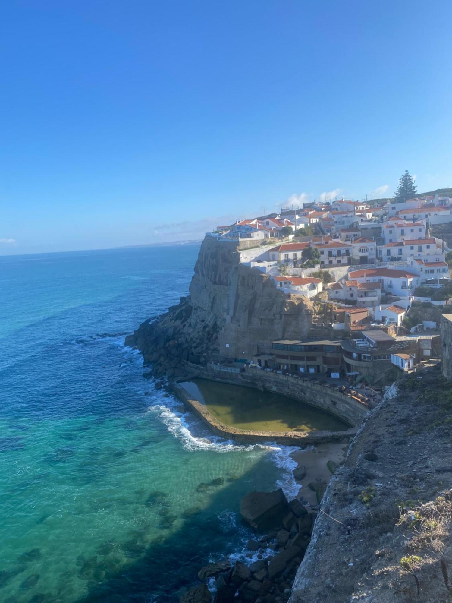 Azenhas Do Mar Roadside House Villa โกลาเรส ภายนอก รูปภาพ